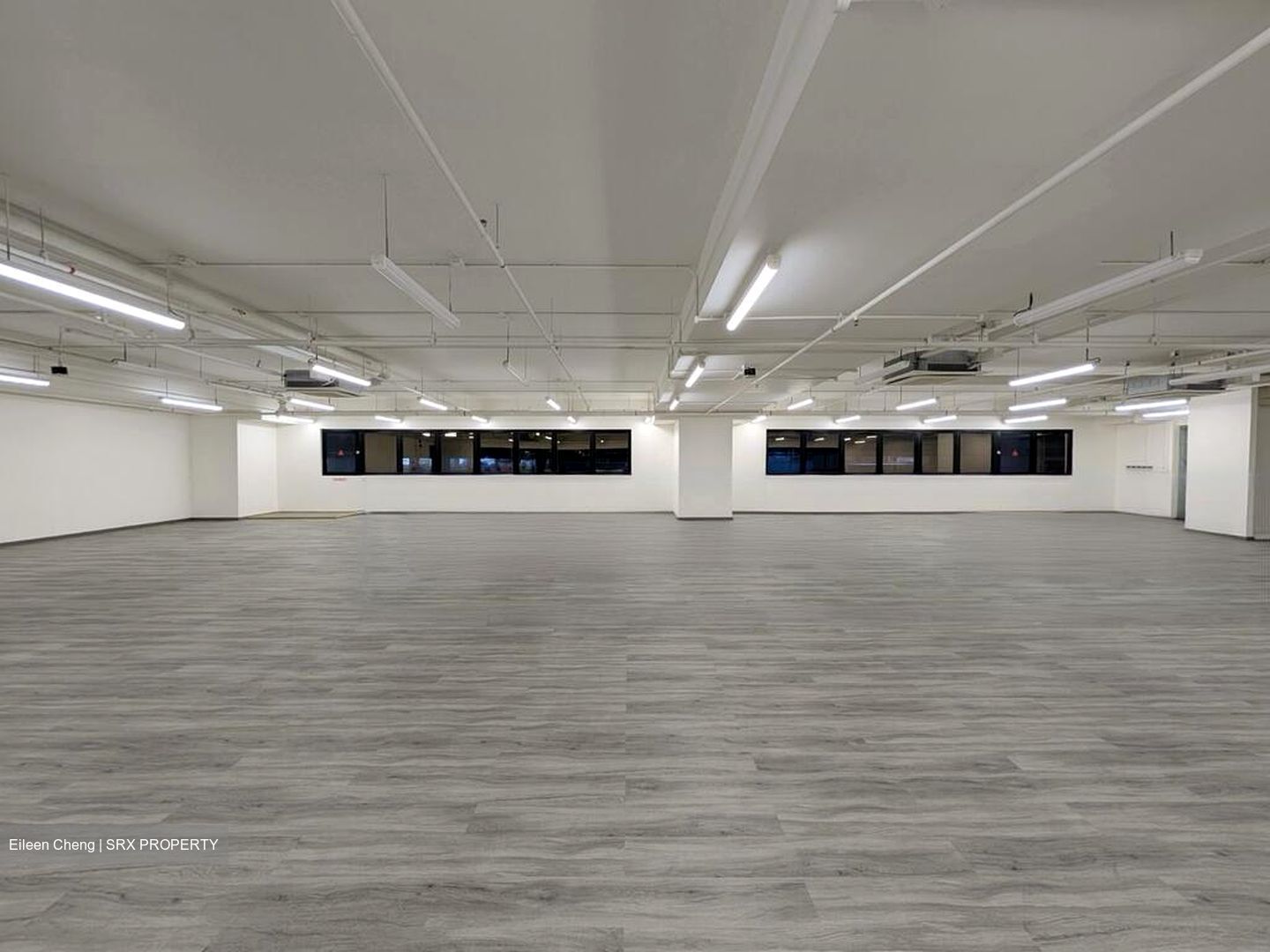 Tuas South Street 15 (D22), Warehouse #454326101